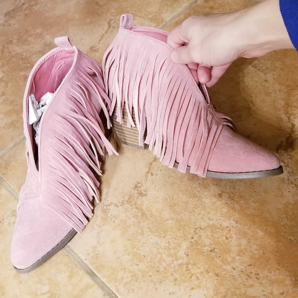 Frilly Booties